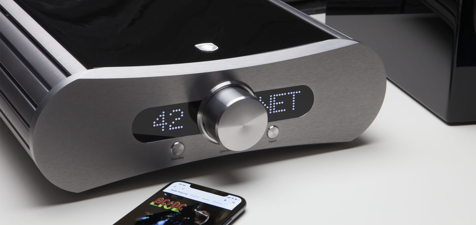 DIA-400S NPM | The reference in class D amplification - now with Roon Ready network player built in
