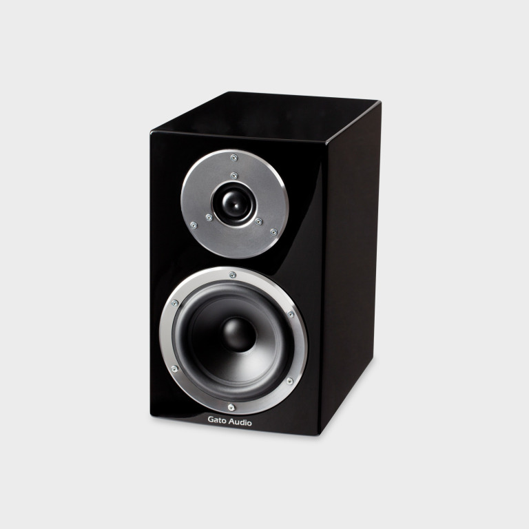 fm-8_persp_black_grey.jpg